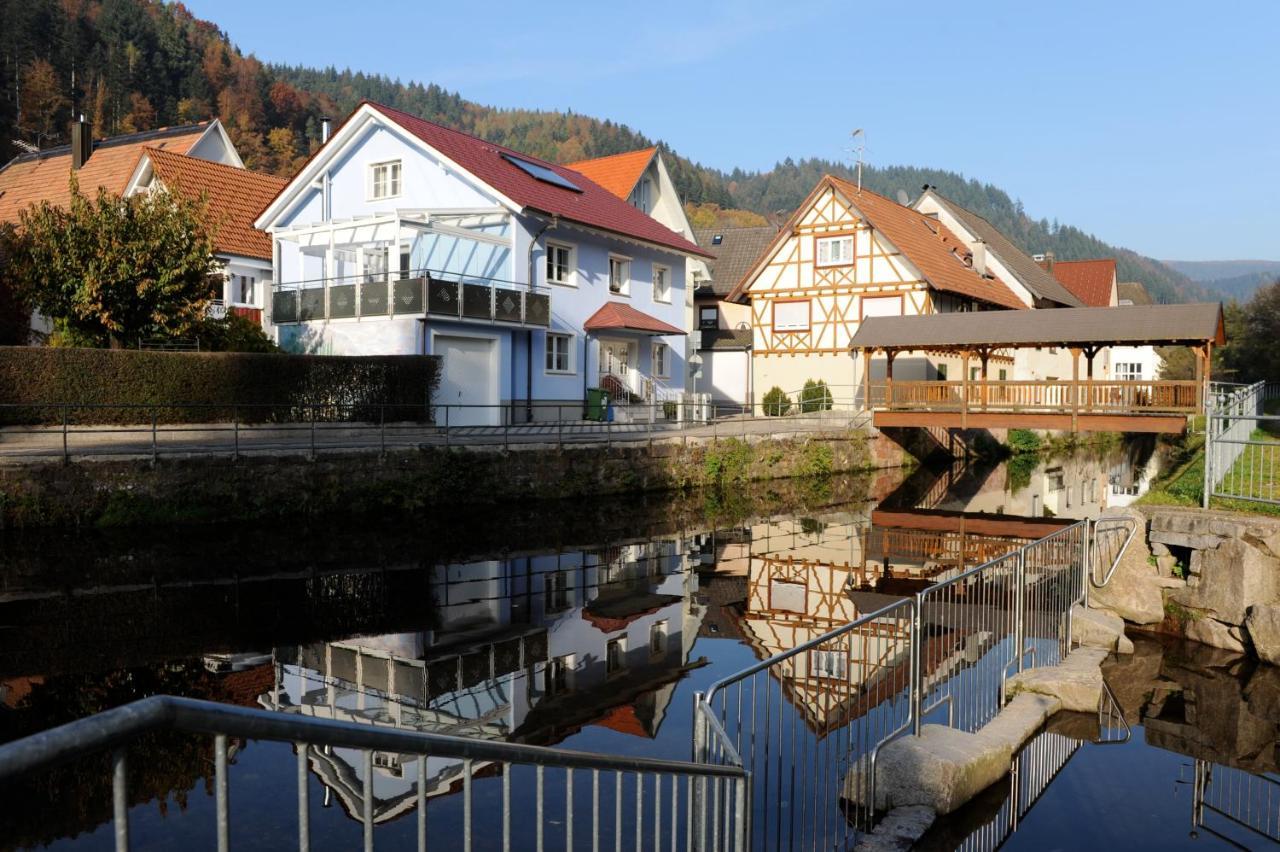 Hotel Restaurant Rebstock Oppenau Exterior foto